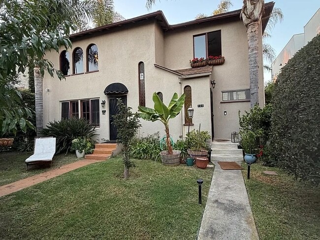 property at 725 Washington Blvd