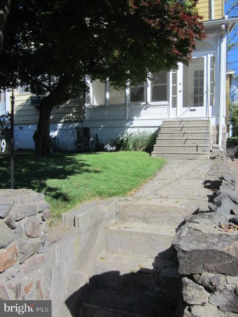 619 Baily Rd in Lansdowne, PA - Building Photo - Building Photo