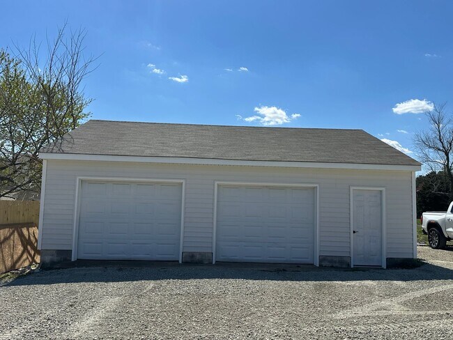7233 Pole Green Rd in Mechanicsville, VA - Building Photo - Building Photo