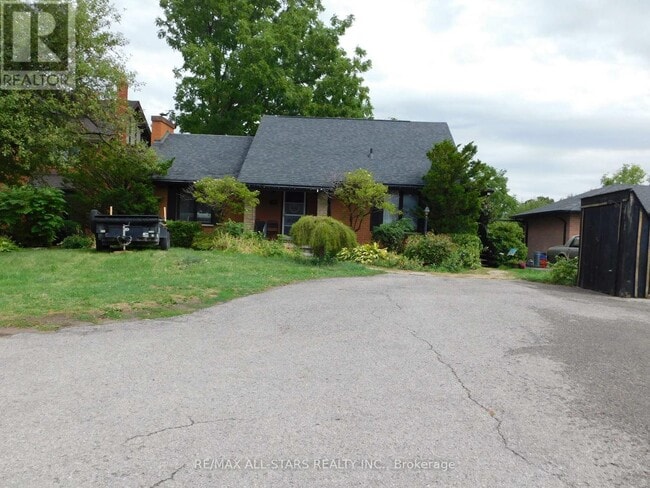 property at 232 Angeline St N