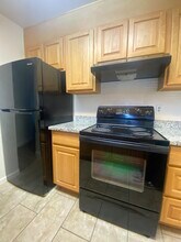 1457 N Camino Alto, Unit 122 in Vallejo, CA - Building Photo - Building Photo