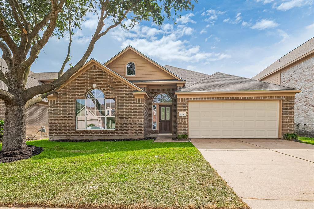 4910 Wilderness Glen Ct in Katy, TX - Building Photo