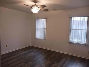 6070 Pennsylvania Dr in Merrillville, IN - Building Photo - Building Photo