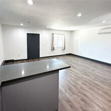 38633 28th St E in Palmdale, CA - Building Photo - Building Photo