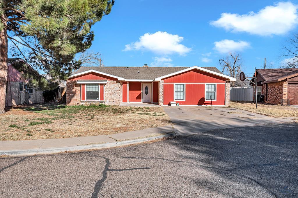 1107 E 54th St in Odessa, TX - Building Photo