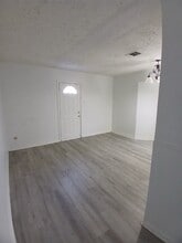 121 Roy St in Magnolia, TX - Building Photo - Building Photo