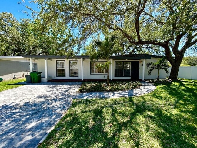 property at 4106 W San Rafael St