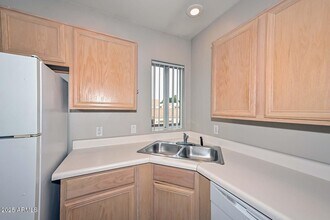 7101 W Beardsley Rd in Glendale, AZ - Building Photo - Building Photo