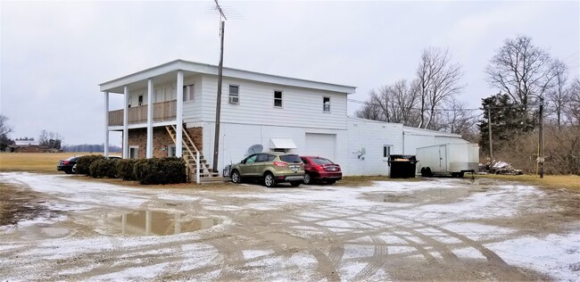 3976 E Michigan Rd in Shelbyville, IN - Building Photo - Building Photo