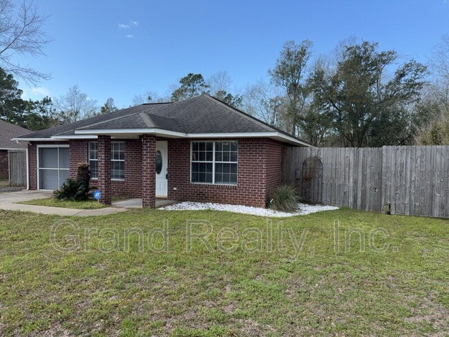 4221 Jernigan Rd in Milton, FL - Building Photo - Building Photo