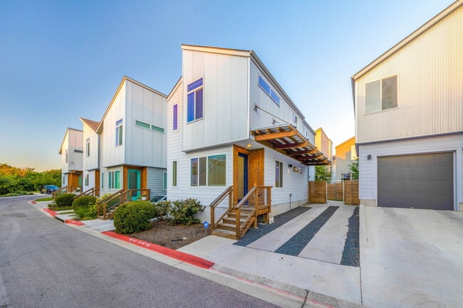 property at 801 N Bluff Dr