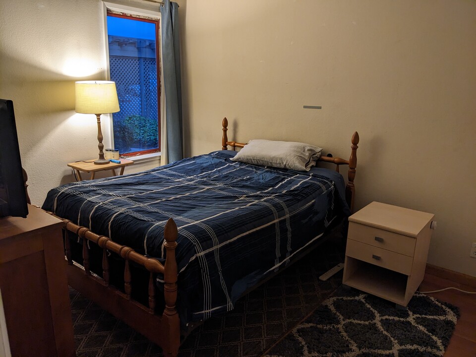 2398 N Main St, Unit A in Salinas, CA - Foto de edificio