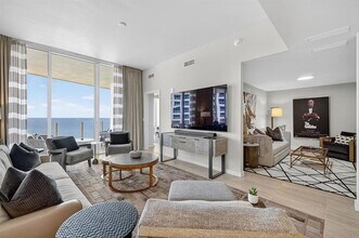 525 N Fort Lauderdale Beach Blvd in Fort Lauderdale, FL - Building Photo - Building Photo