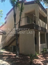 5250 S Rainbow Blvd-Unit -2185 in Las Vegas, NV - Foto de edificio - Building Photo