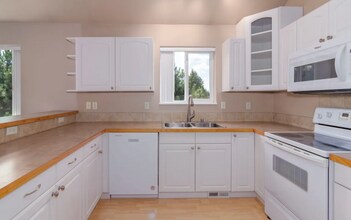 3612 E Moody Rd in Mead, WA - Building Photo - Building Photo