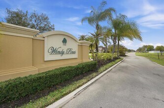 5923 NW Brianna Ct in Port St. Lucie, FL - Building Photo - Building Photo