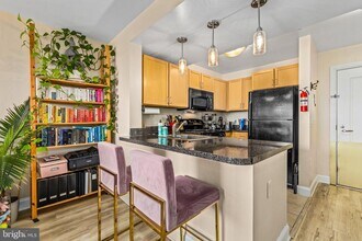 800 4th St SW in Washington, DC - Building Photo - Building Photo