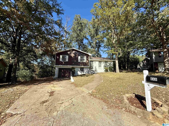 648 Cort Cir NE in Birmingham, AL - Building Photo - Building Photo