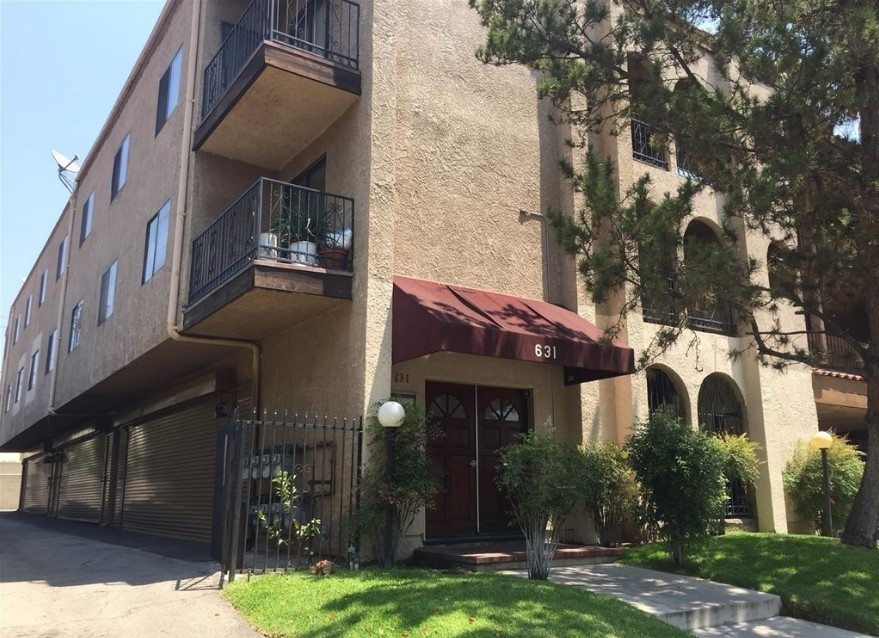 629-631 E Elk Ave in Glendale, CA - Building Photo