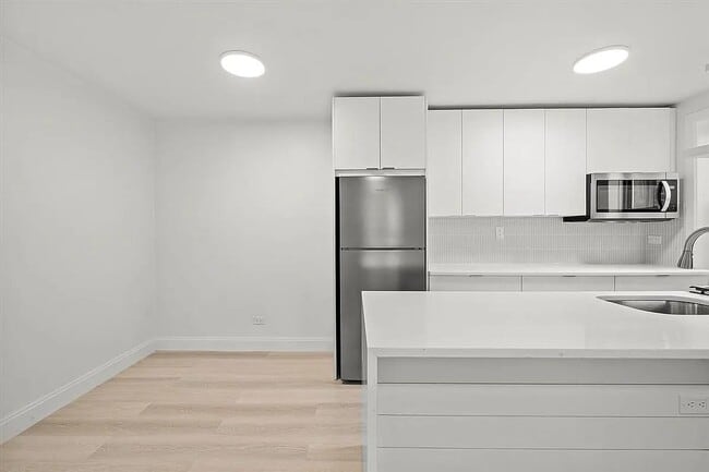 3260 Netherland Ave in Bronx, NY - Building Photo - Building Photo