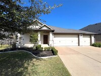 19418 Cannon Hills Ln in Richmond, TX - Foto de edificio - Building Photo