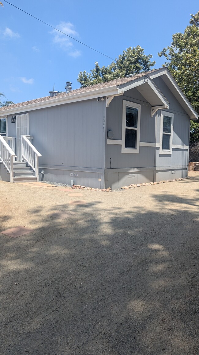 9230 Campo Rd