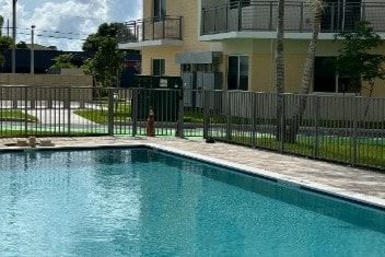 The Trail Lofts in Miami, FL - Foto de edificio - Building Photo