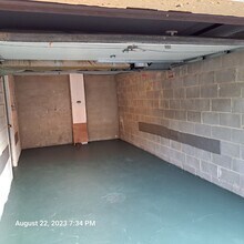 3305 W Run Rd in Munhall, PA - Building Photo - Building Photo