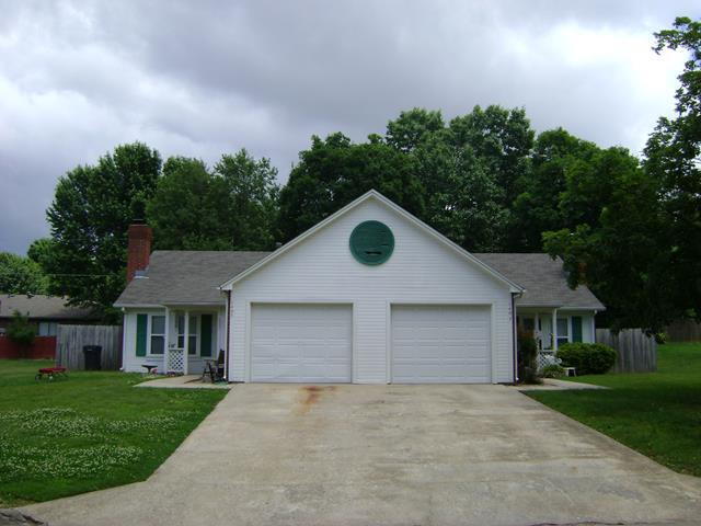 1407 S 12th St in Rogers, AR - Foto de edificio