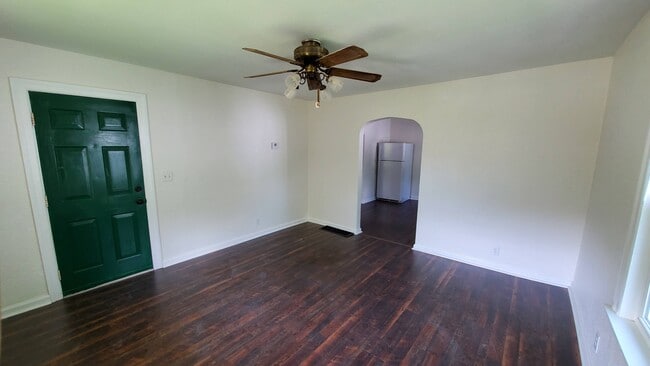 1387 Elizabeth St in Huntington, WV - Building Photo - Building Photo