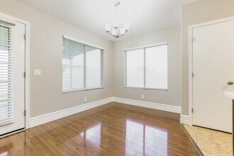 10417 E Crescent Ave in Mesa, AZ - Building Photo - Building Photo