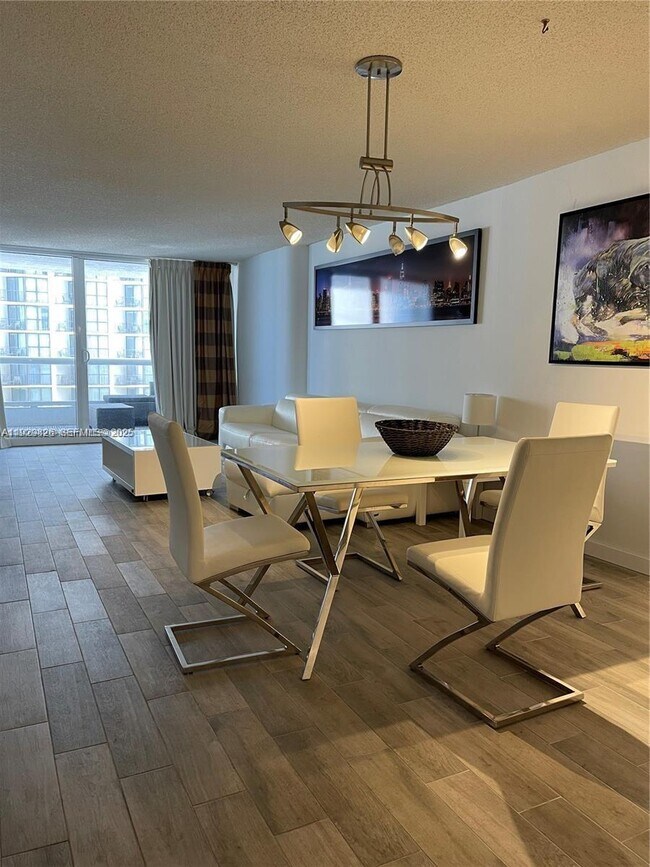 property at 1717 N Bayshore Dr