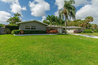 4370 Flax Ct in Palm Beach Gardens, FL - Building Photo - Building Photo