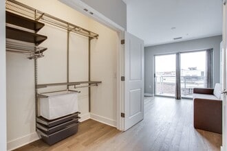 2550 17th St NW in Washington, DC - Building Photo - Building Photo