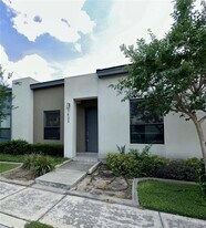 1433 Ozark Ave in McAllen, TX - Building Photo