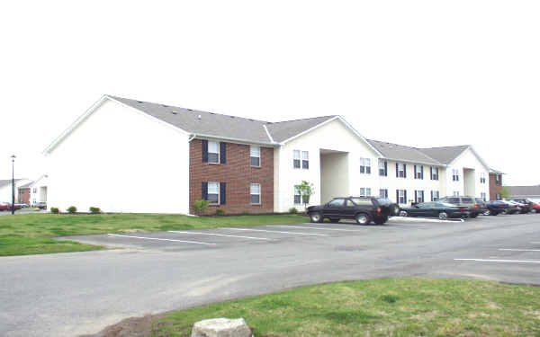 Collier Park Condominiums in Grove City, OH - Building Photo - Building Photo