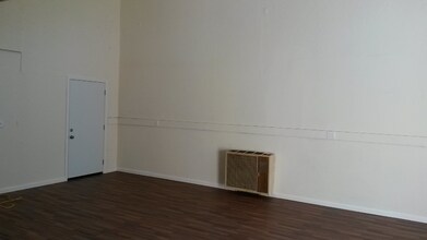 3125 Hoover St in Redwood City, CA - Building Photo - Building Photo