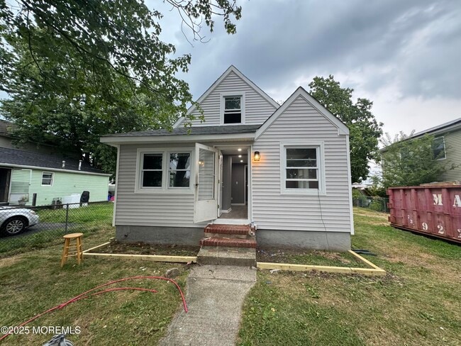 property at 315 Lorillard Ave