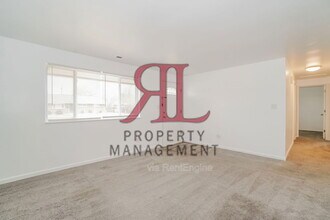 1857 Steckel Rd in Reynoldsburg, OH - Building Photo - Building Photo