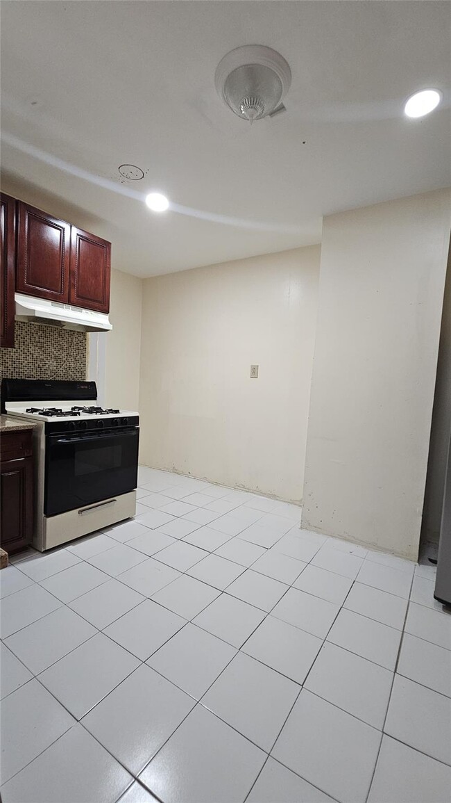 property at 272 New Jersey Ave