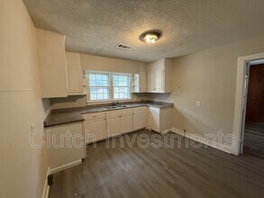 1197 Dovecrest Rd in Memphis, TN - Building Photo - Building Photo