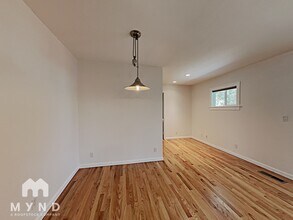 90 Sally Pl in Reno, NV - Building Photo - Building Photo