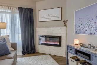 14810 S 19th St in Bellevue, NE - Building Photo - Building Photo