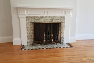 924 Beacon St in Boston, MA - Building Photo - Building Photo