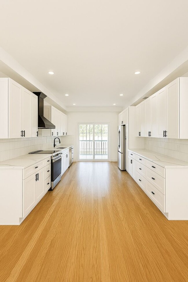 16 Q St NE in Washington, DC - Building Photo - Building Photo