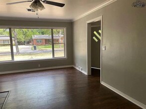 2417 Martin St in Wichita Falls, TX - Building Photo - Building Photo
