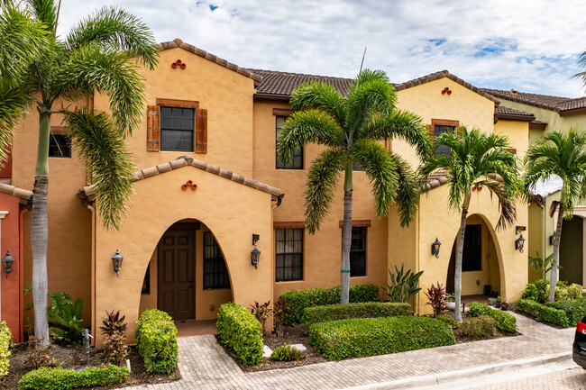 Paseo Fort Myers in Ft. Myers, FL - Building Photo - Building Photo