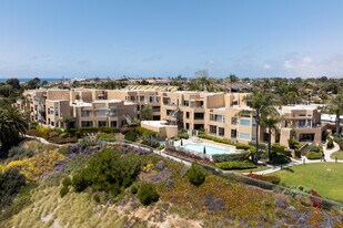 Ocean Pointe in Carlsbad, CA - Building Photo