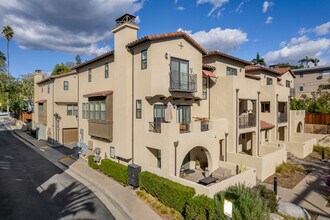 EightTwenty Mission Residences in South Pasadena, CA - Foto de edificio - Primary Photo