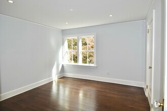 6 Pemberwick Rd in Greenwich, CT - Building Photo - Building Photo